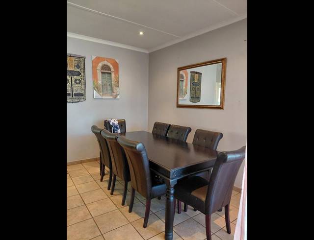 3 BEDROOM PROPERTY TO RENT IN MONTGOMERY PARK